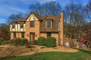 2558 Country Side Ln, Pittsburgh, PA 15090 - Photo 4