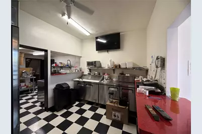 202 S. Market Street, Carmichaels-Cumberland, PA 15320 - Photo 14