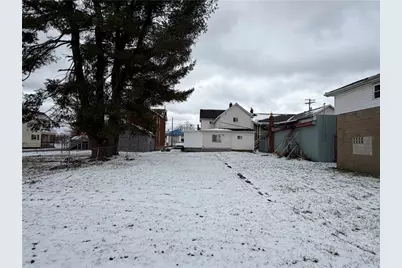 202 S. Market Street, Carmichaels-Cumberland, PA 15320 - Photo 10