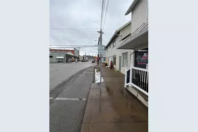 202 S. Market Street, Carmichaels-Cumberland, PA 15320 - Photo 8