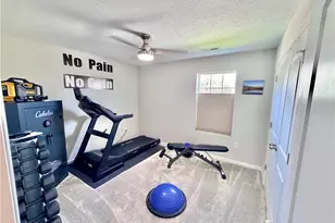 1017 Colonial Dr, Menallen Township, PA 15401 - Photo 30