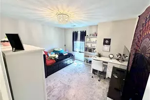 1017 Colonial Dr, Menallen Township, PA 15401 - Photo 34