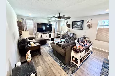 1017 Colonial Dr, Menallen Township, PA 15401 - Photo 16