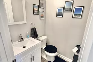 1017 Colonial Dr, Menallen Township, PA 15401 - Photo 18