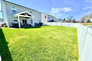 1017 Colonial Dr, Menallen Township, PA 15401 - Photo 42