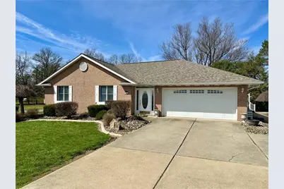 196 S Benbrook Rd, Center Township, PA 16001 - Photo 1