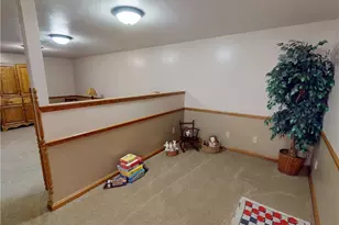 196 S Benbrook Rd, Center Township, PA 16001 - Photo 32