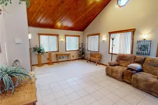 196 S Benbrook Rd, Center Township, PA 16001 - Photo 16