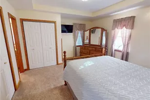 196 S Benbrook Rd, Center Township, PA 16001 - Photo 24