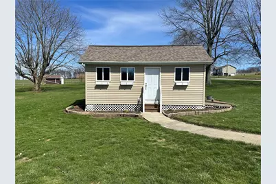 196 S Benbrook Rd, Center Township, PA 16001 - Photo 42