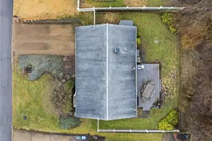 3138 Woodridge Dr, Pittsburgh, PA 15227 - Photo 32