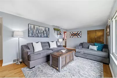 3138 Woodridge Dr, Pittsburgh, PA 15227 - Photo 8