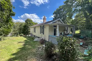 2007 Center Ave, Beaver Falls, PA 15010 - Photo 2