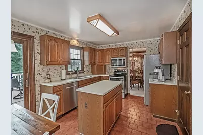 402 Dorseyville Rd, Pittsburgh, PA 15215 - Photo 8