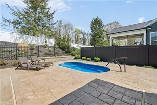 1007 Honey Locust Dr, Penn Twp, PA 15644 - Photo 38