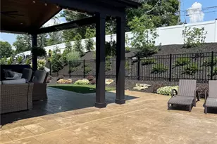 1007 Honey Locust Dr, Penn Twp, PA 15644 - Photo 38