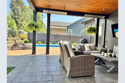 1007 Honey Locust Dr, Penn Twp, PA 15644 - Photo 36