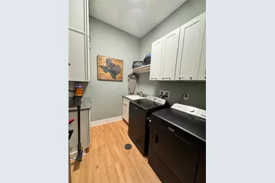 1007 Honey Locust Dr, Penn Twp, PA 15644 - Photo 14