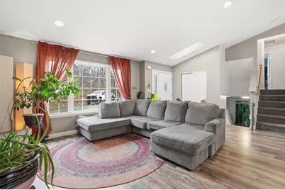 587 Kimble Dr, Pittsburgh, PA 15116 - Photo 4