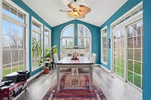 587 Kimble Dr, Pittsburgh, PA 15116 - Photo 10