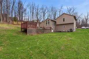 587 Kimble Dr, Pittsburgh, PA 15116 - Photo 26