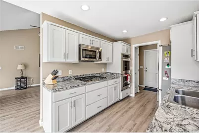 2414 Jillian Ln, Hermitage, PA 16148 - Photo 10