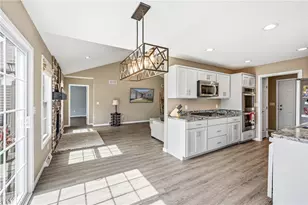 2414 Jillian Ln, Hermitage, PA 16148 - Photo 8