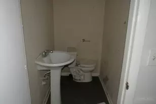 2888 Cherry St, Bethel Park, PA 15102 - Photo 30