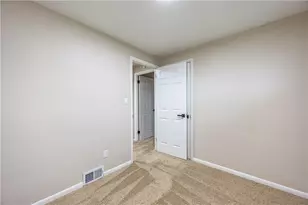 592 Guylyn Dr, Pittsburgh, PA 15235 - Photo 14