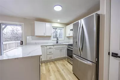 592 Guylyn Dr, Pittsburgh, PA 15235 - Photo 6