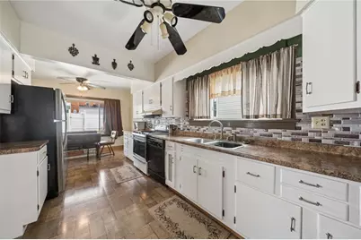 1533 Poplar Street, South Greensburg Boro, PA 15601 - Photo 8