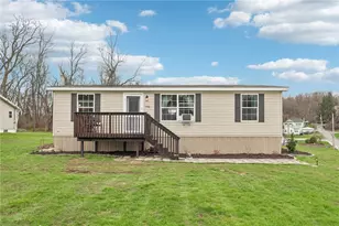 996 Monaca Rd, Center Township, PA 15061 - Photo 2