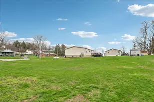 996 Monaca Rd, Center Township, PA 15061 - Photo 32