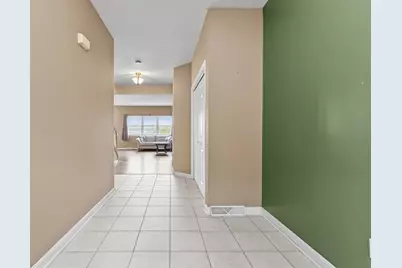 306 Woodcrest Dr, North Fayette, PA 15108 - Photo 4