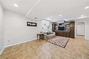 311 Woodmont Dr, Cranberry Township, PA 16066 - Photo 34