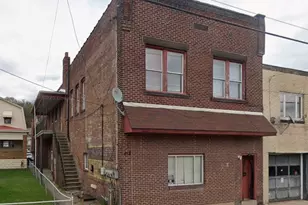 618 Broadway Ave, Stowe Township, PA 15136 - Photo 1