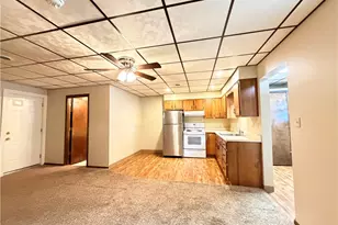 24 W Pike St, Canonsburg, PA 15317 - Photo 4