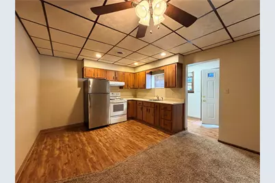 24 W Pike St #3, Canonsburg, PA 15317 - Photo 6