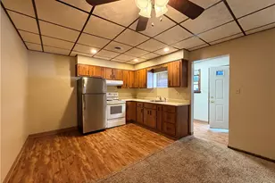 24 W Pike St, Canonsburg, PA 15317 - Photo 6