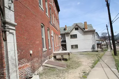 900 Island Ave, McKees Rocks, PA 15136 - Photo 10