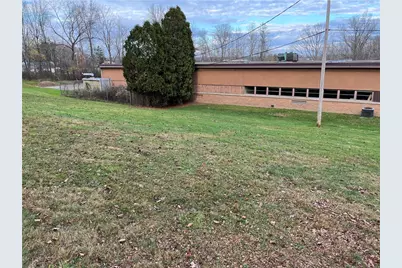 12 N Diamond St, Greenville Boro, PA 16125 - Photo 6