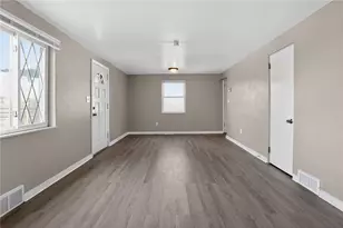 8030 Lincoln Rd, Pittsburgh, PA 15147 - Photo 4
