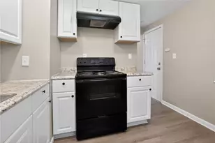 8030 Lincoln Rd, Pittsburgh, PA 15147 - Photo 10