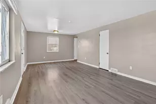 8030 Lincoln Rd, Pittsburgh, PA 15147 - Photo 14