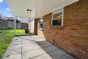 8030 Lincoln Rd, Pittsburgh, PA 15147 - Photo 26