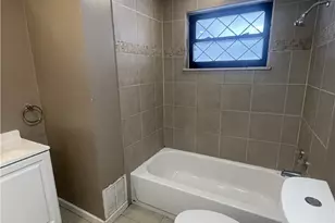 149 Parkwood Dr, Pittsburgh, PA 15147 - Photo 6