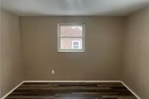 149 Parkwood Dr, Pittsburgh, PA 15147 - Photo 8