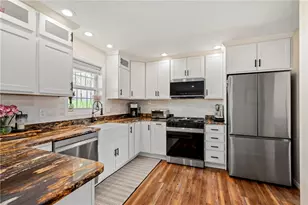 5010 Oak Point Dr, Kennedy Township, PA 15136 - Photo 12