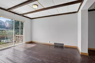 121 Clairtonica St, Pittsburgh, PA 15205 - Photo 6