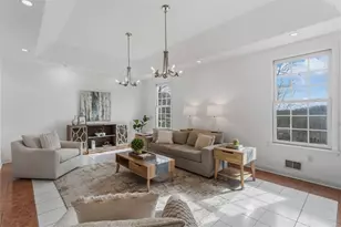 4302 Michel Ct, Murrysville, PA 15668 - Photo 10